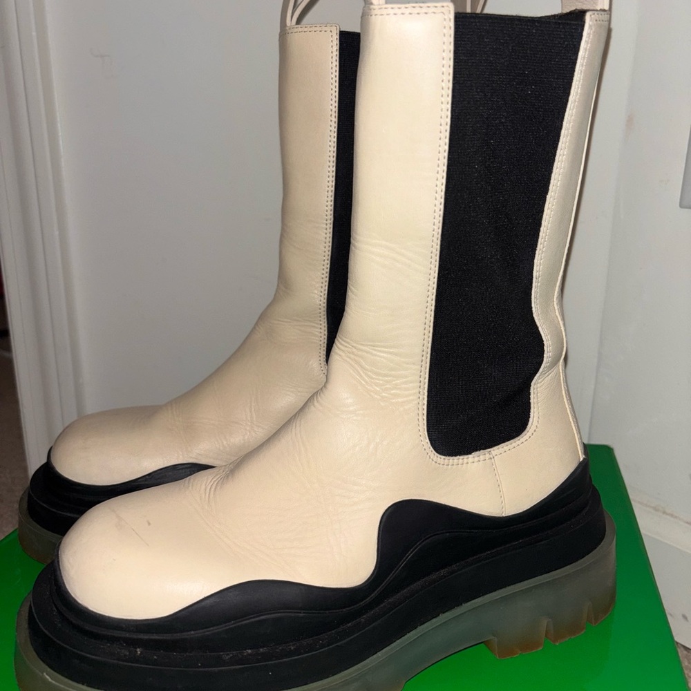 Bottega Tire Boots